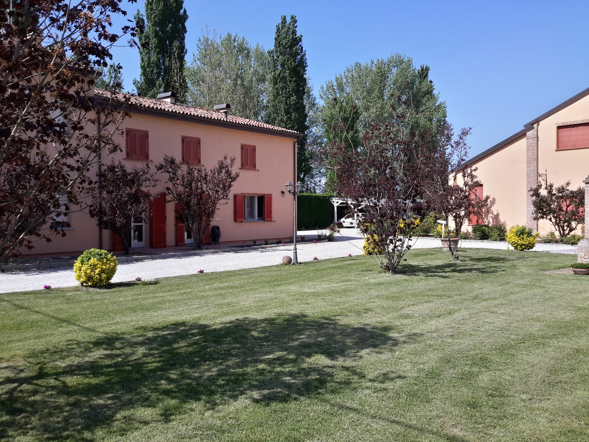 Lama Di Valle Rosa Ферара Екстериор снимка
